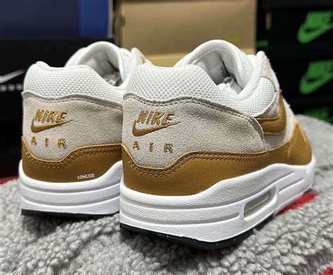 air max 1 bronze men's.